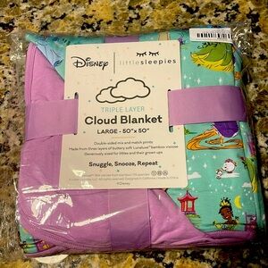 NEW LITTLE SLEEPIES Disney Princess Dream Large Cloud Blanket Limited Edition